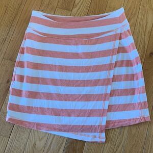 Athleta Ribbon Striped Faux Wrap Skirt 
Orange & White Stretchy Skort Size XS